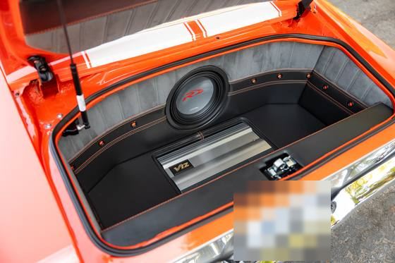 1971 Camaro trunk & audio, photo 1