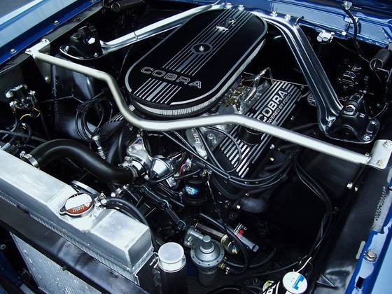 1965 Mustang: Engine bay